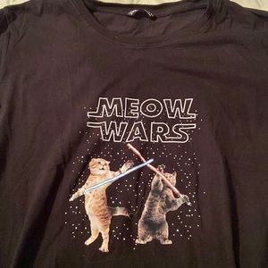 Meow Wars T.  Size XL but fits like a M/L